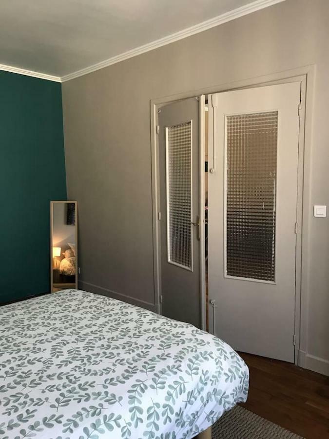 Appartement De Charme En Plein Coeur Du Centre Ville De Compiegne Luaran gambar