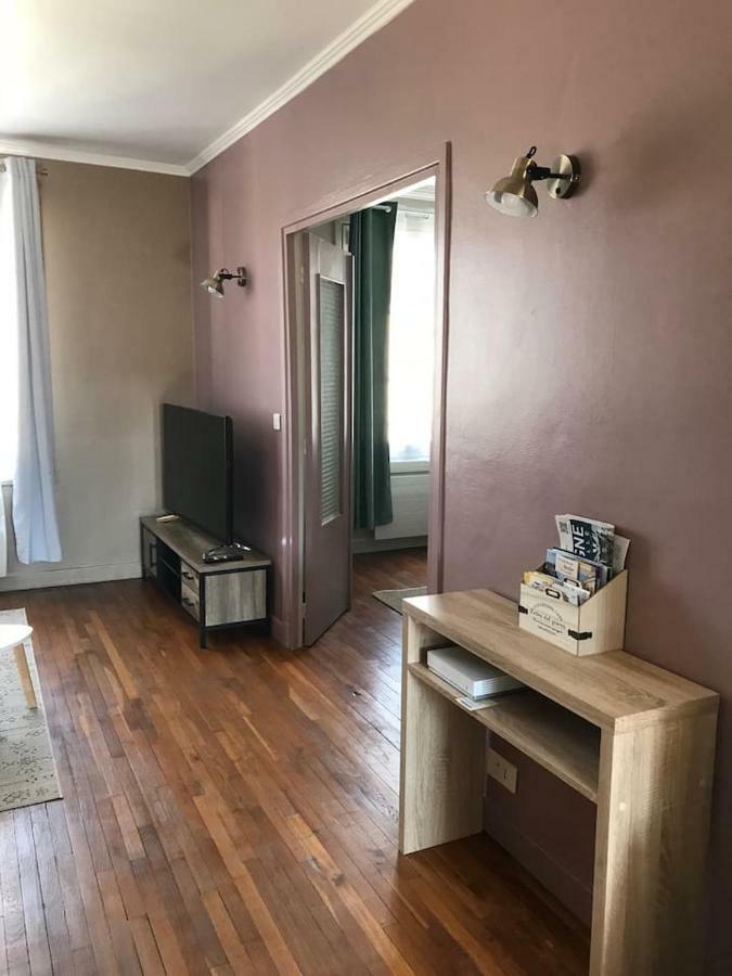 Appartement De Charme En Plein Coeur Du Centre Ville De Compiegne Luaran gambar