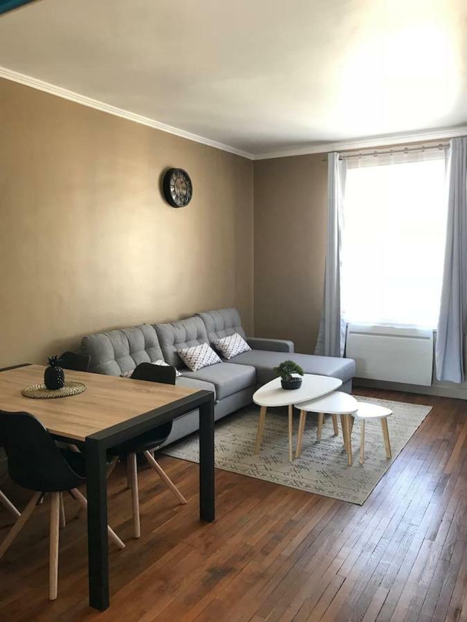Appartement De Charme En Plein Coeur Du Centre Ville De Compiegne Luaran gambar