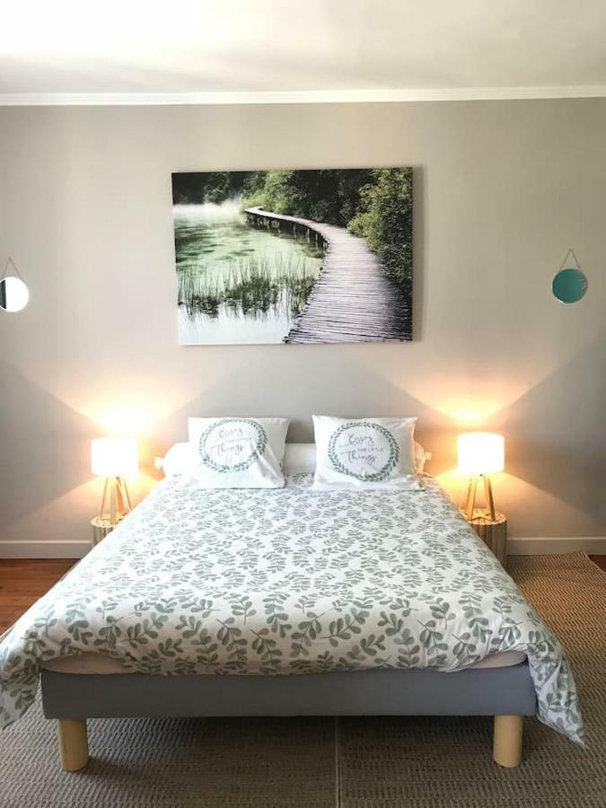 Appartement De Charme En Plein Coeur Du Centre Ville De Compiegne Luaran gambar